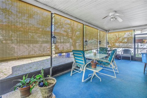 House in Saint Petersburg, Florida 2 bedrooms, 94.57 sq.m. № 1578626 - photo 15