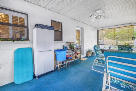 House in Saint Petersburg, Florida 2 bedrooms, 94.57 sq.m. № 1578626 - photo 17