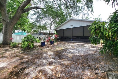 House in Saint Petersburg, Florida 2 bedrooms, 94.57 sq.m. № 1578626 - photo 19