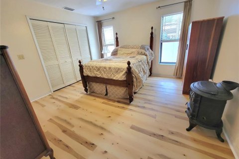 House in Saint Petersburg, Florida 2 bedrooms, 94.57 sq.m. № 1578626 - photo 13