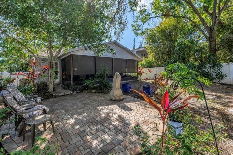 House in Saint Petersburg, Florida 2 bedrooms, 94.57 sq.m. № 1578626 - photo 20