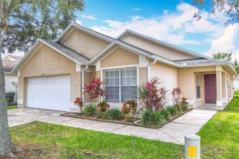 House in Kissimmee, Florida 3 bedrooms, 153.38 sq.m. № 1760218 - photo 2