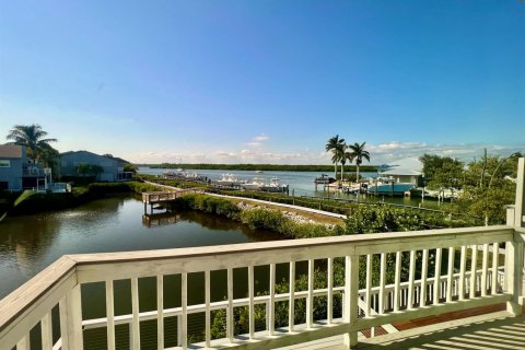 Adosado en venta en Hutchinson Island South, Florida, 3 dormitorios, 165.37 m2 № 2085083 - foto 17