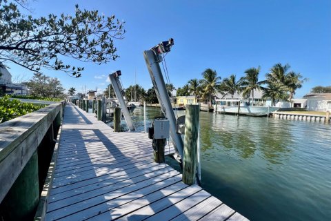 Adosado en venta en Hutchinson Island South, Florida, 3 dormitorios, 165.37 m2 № 2085083 - foto 24