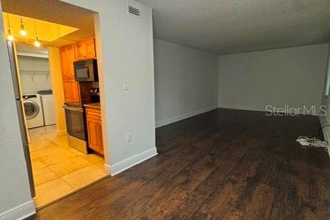 Condo in Orlando, Florida, 2 bedrooms  № 2204648 - photo 3
