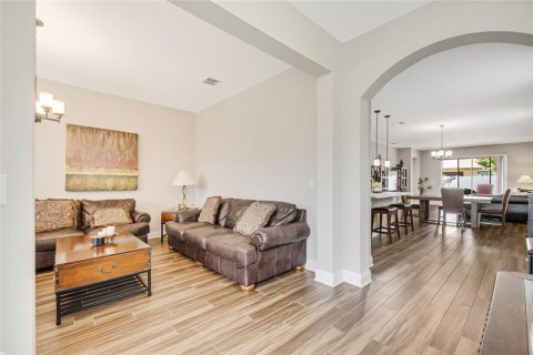 Villa ou maison à vendre à Orlando, Floride: 3 chambres, 194.35 m2 № 2215884 - photo 10