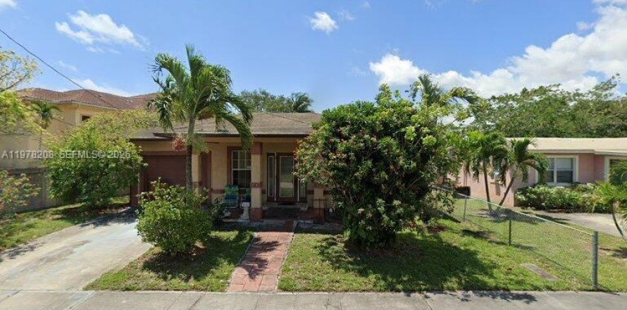 Villa ou maison à Deerfield Beach, Floride 3 chambres, 140.28 m2 № 2042594