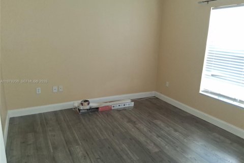 Villa ou maison à vendre à Deerfield Beach, Floride: 3 chambres, 140.28 m2 № 2042594 - photo 8