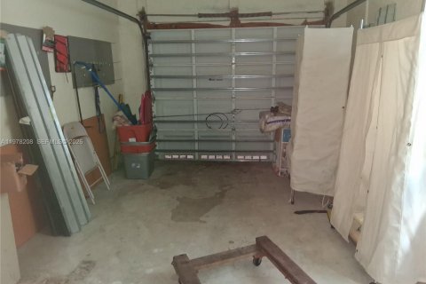 Villa ou maison à vendre à Deerfield Beach, Floride: 3 chambres, 140.28 m2 № 2042594 - photo 18