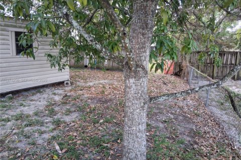 Villa ou maison à vendre à Deerfield Beach, Floride: 3 chambres, 140.28 m2 № 2042594 - photo 15