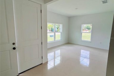 House in Palm Bay, Florida 3 bedrooms, 182.83 sq.m. № 2233542 - photo 11