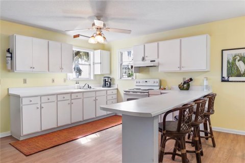 Casa en venta en Melrose, Florida, 3 dormitorios, 151.24 m2 № 1815790 - foto 8