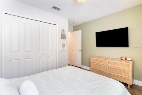 Casa en venta en Orlando, Florida, 3 dormitorios, 254.92 m2 № 2430438 - foto 11