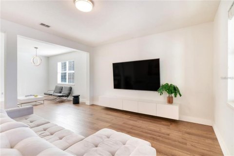 Casa en venta en Orlando, Florida, 3 dormitorios, 254.92 m2 № 2430438 - foto 29