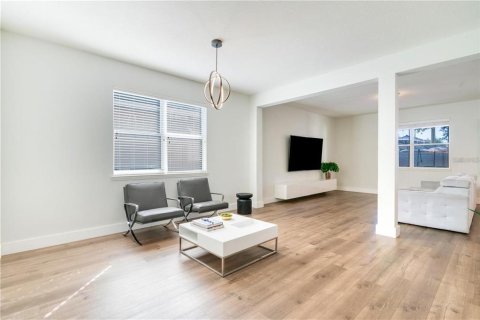 Casa en venta en Orlando, Florida, 3 dormitorios, 254.92 m2 № 2430438 - foto 25