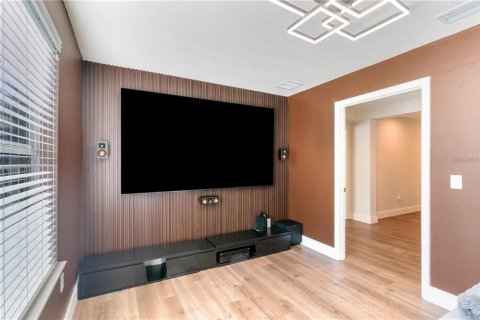 Casa en venta en Orlando, Florida, 3 dormitorios, 254.92 m2 № 2430438 - foto 3
