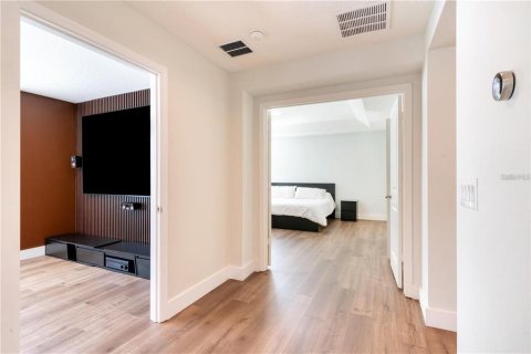Casa en venta en Orlando, Florida, 3 dormitorios, 254.92 m2 № 2430438 - foto 23
