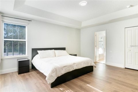 Casa en venta en Orlando, Florida, 3 dormitorios, 254.92 m2 № 2430438 - foto 18