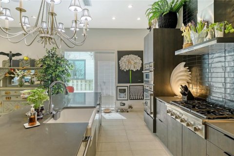 Купить коммерческую недвижимость в Сарасота, Флорида 4 спальни, 413.51м2, № 1673942 - фото 28