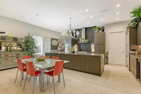 Купить коммерческую недвижимость в Сарасота, Флорида 4 спальни, 413.51м2, № 1673942 - фото 23