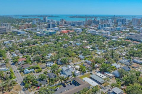 Купить коммерческую недвижимость в Сарасота, Флорида 4 спальни, 413.51м2, № 1673942 - фото 4