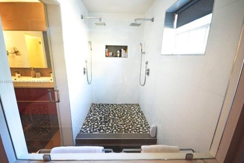 Casa en venta en Hollywood, Florida, 4 dormitorios, 192.31 m2 № 1928660 - foto 15