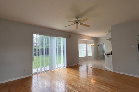 House in Orlando, Florida 4 bedrooms, 239.69 sq.m. № 1760234 - photo 19