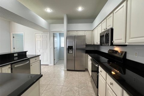 House in Orlando, Florida 4 bedrooms, 239.69 sq.m. № 1760234 - photo 21