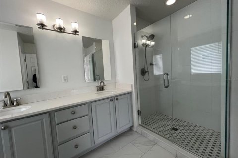 House in Orlando, Florida 4 bedrooms, 239.69 sq.m. № 1760234 - photo 15