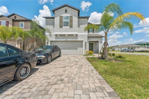 Villa ou maison à vendre à Zephyrhills, Floride: 4 chambres, 242.94 m2 № 2222337 - photo 3