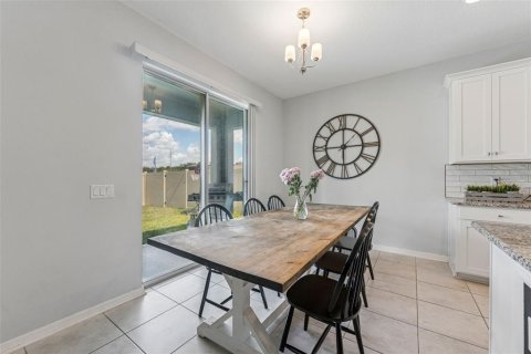 Villa ou maison à vendre à Zephyrhills, Floride: 4 chambres, 242.94 m2 № 2222337 - photo 14