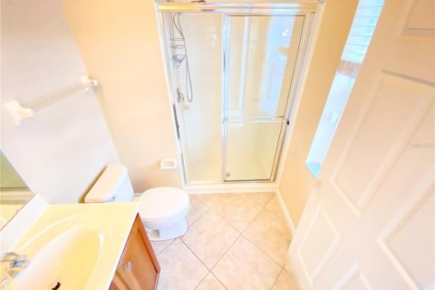 House in Orlando, Florida 5 bedrooms, 252.97 sq.m. № 2234625 - photo 25