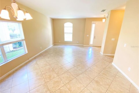 House in Orlando, Florida 5 bedrooms, 252.97 sq.m. № 2234625 - photo 7