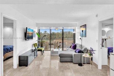 Купить кондоминиум в Авентура, Флорида 2 спальни, 115.01м2, № 2038253 - фото 20