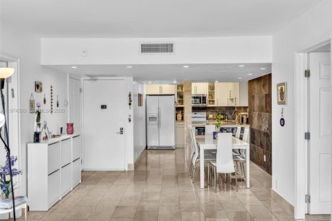 Купить кондоминиум в Авентура, Флорида 2 спальни, 115.01м2, № 2038253 - фото 26