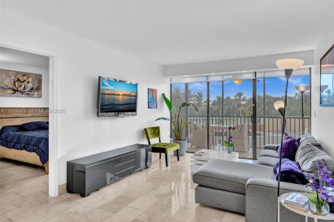 Купить кондоминиум в Авентура, Флорида 2 спальни, 115.01м2, № 2038253 - фото 10