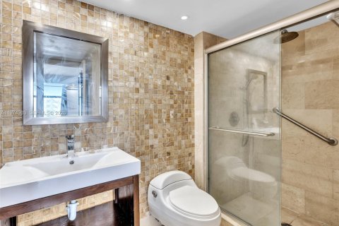 Купить кондоминиум в Авентура, Флорида 2 спальни, 115.01м2, № 2038253 - фото 12