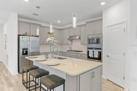 House in Ellenton, Florida 4 bedrooms, 209.77 sq.m. № 2227252 - photo 9