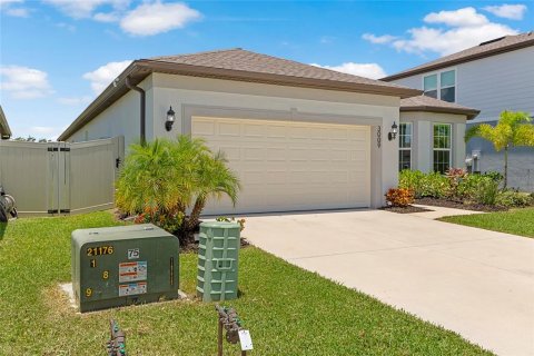 House in Ellenton, Florida 4 bedrooms, 209.77 sq.m. № 2227252 - photo 3