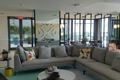 Condo in Miami, Florida, 1 bedroom  № 1925032 - photo 16