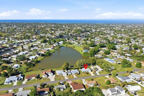 Villa ou maison à vendre à Venice, Floride: 2 chambres, 116.31 m2 № 2124515 - photo 6