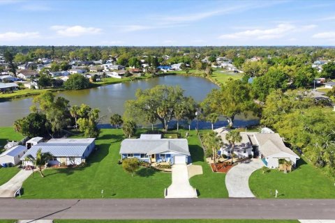 Villa ou maison à vendre à Venice, Floride: 2 chambres, 116.31 m2 № 2124515 - photo 7