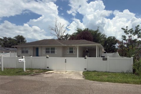 Casa en venta en Lakeland, Florida, 4 dormitorios, 139.54 m2 № 2156717 - foto 2