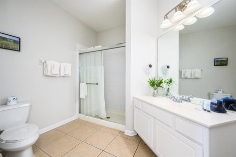 Condo in Orlando, Florida, 3 bedrooms  № 1908898 - photo 14