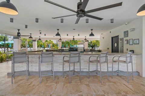 Condo in Orlando, Florida, 3 bedrooms  № 1908898 - photo 16