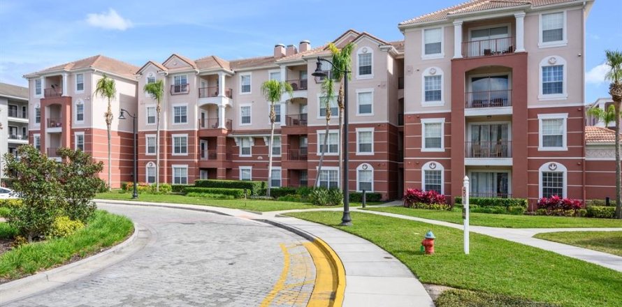 Condo in Orlando, Florida, 3 bedrooms № 1908898