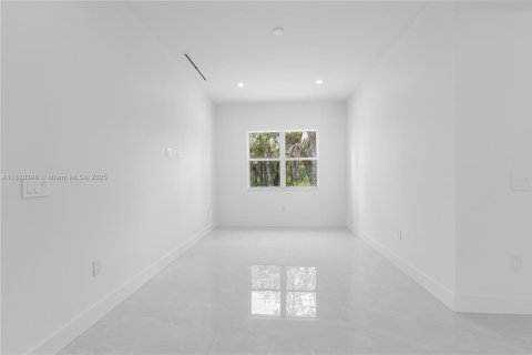 Villa ou maison à vendre à Naples, Floride: 3 chambres № 1756885 - photo 17