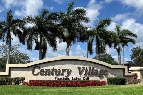 Condo in Pembroke Pines, Florida, 2 bedrooms  № 1776235 - photo 1