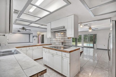Villa ou maison à vendre à Oak Hill, Floride: 3 chambres, 167.22 m2 № 2424325 - photo 7