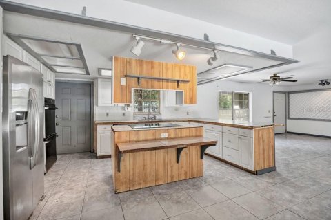 Villa ou maison à vendre à Oak Hill, Floride: 3 chambres, 167.22 m2 № 2424325 - photo 13